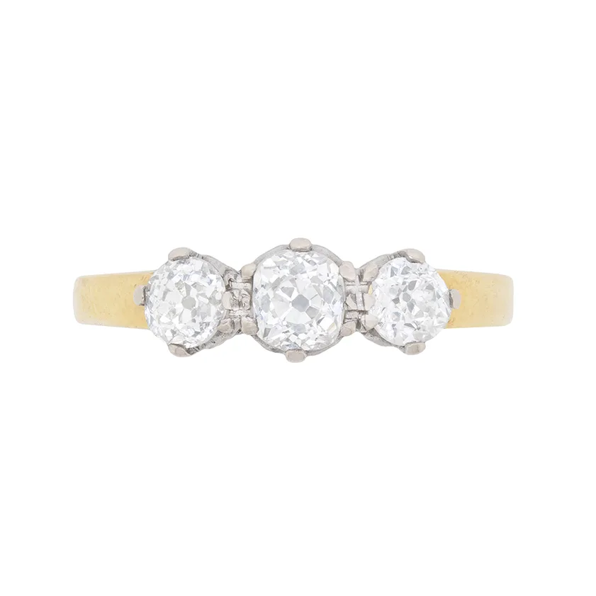 Art Deco 1.00ct Diamond Three Stone Ring. c.1920s