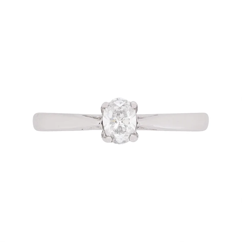 Contemporary 0.33ct Oval-Shaped Diamond Solitaire Engagement Ring