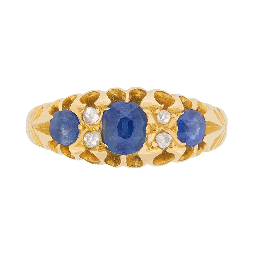 Late Victorian Sapphire and Rose Cut Diamond Ring, c.1900s