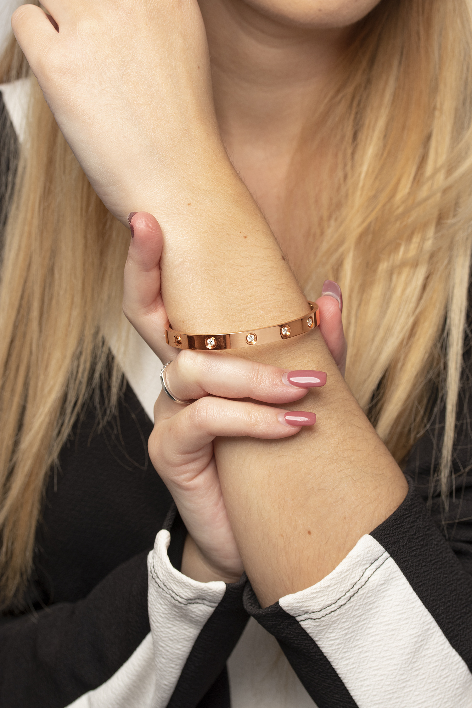 Cartier 10 Diamond Love Bracelet In Rose Gold Farringdons