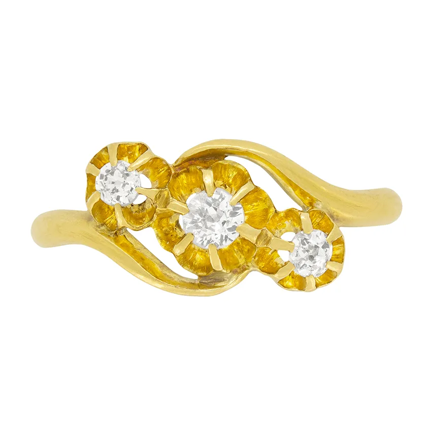Edwardian 0.35ct Diamond Three Stone Twist ring, c.1910s