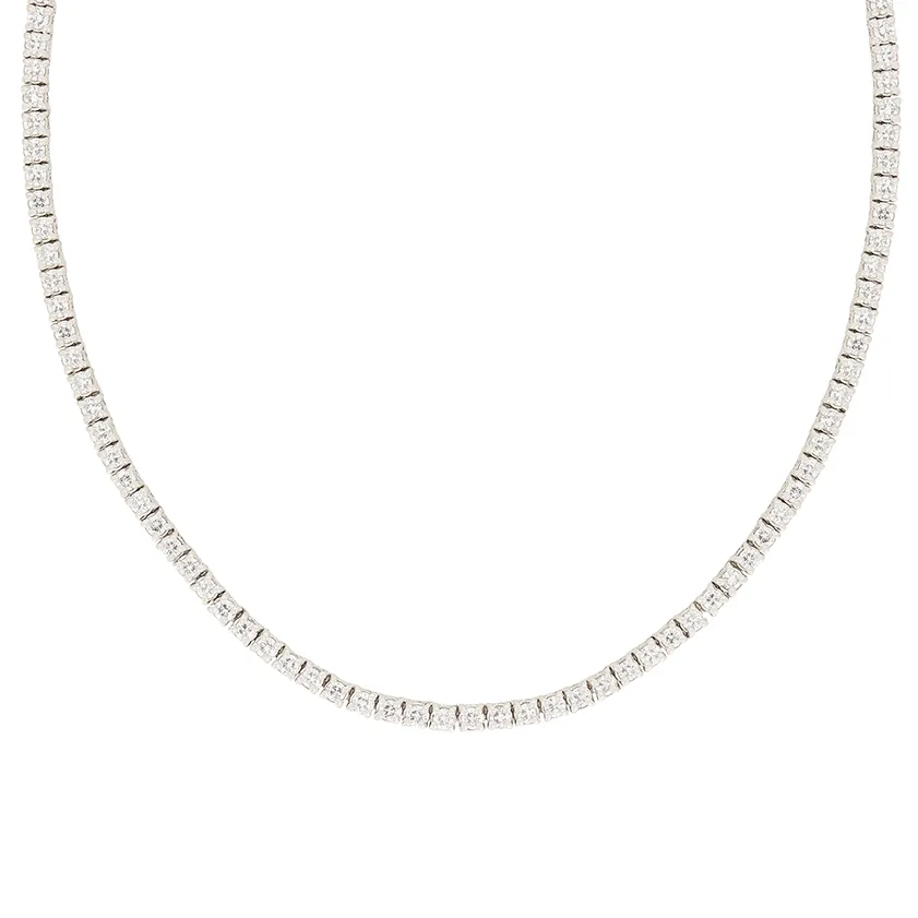 Contemporary 4.04ct Diamond Line Necklace