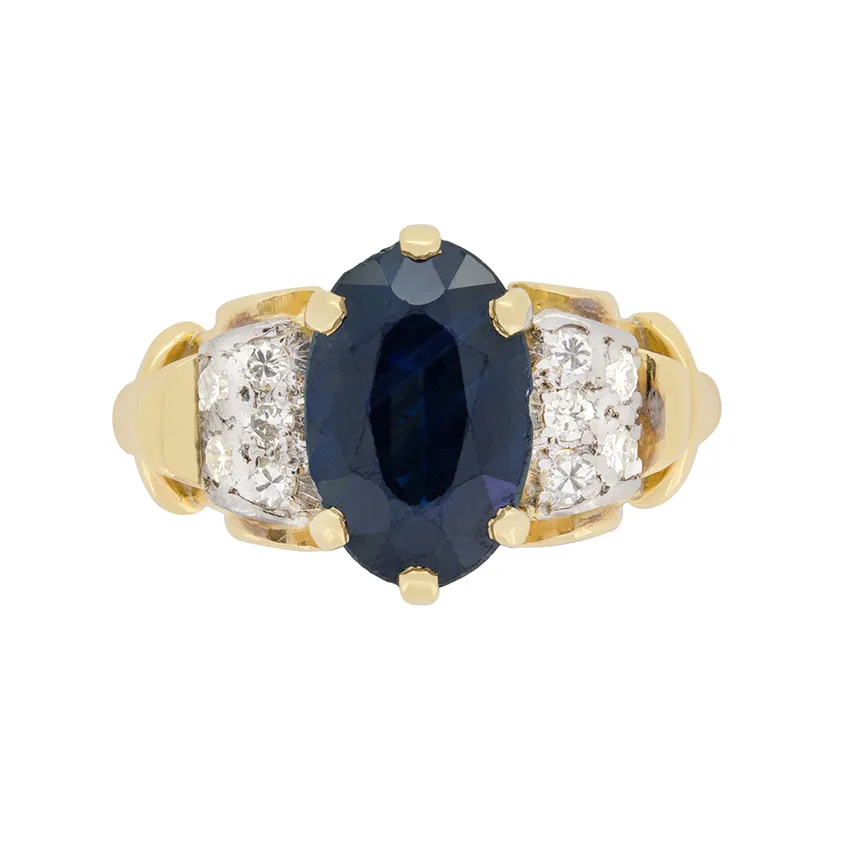 Late Deco 3.20ct Sapphire and Diamond Cluster Ring, c.1940s