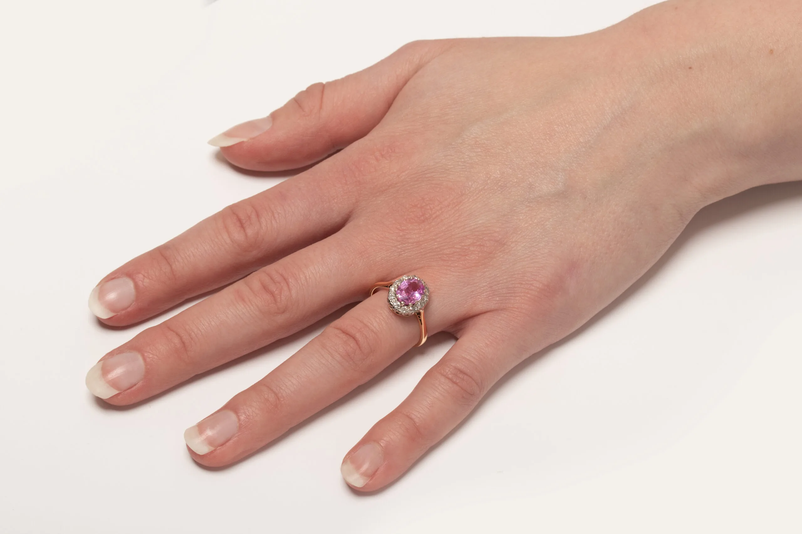 S3670-HAND-scaled