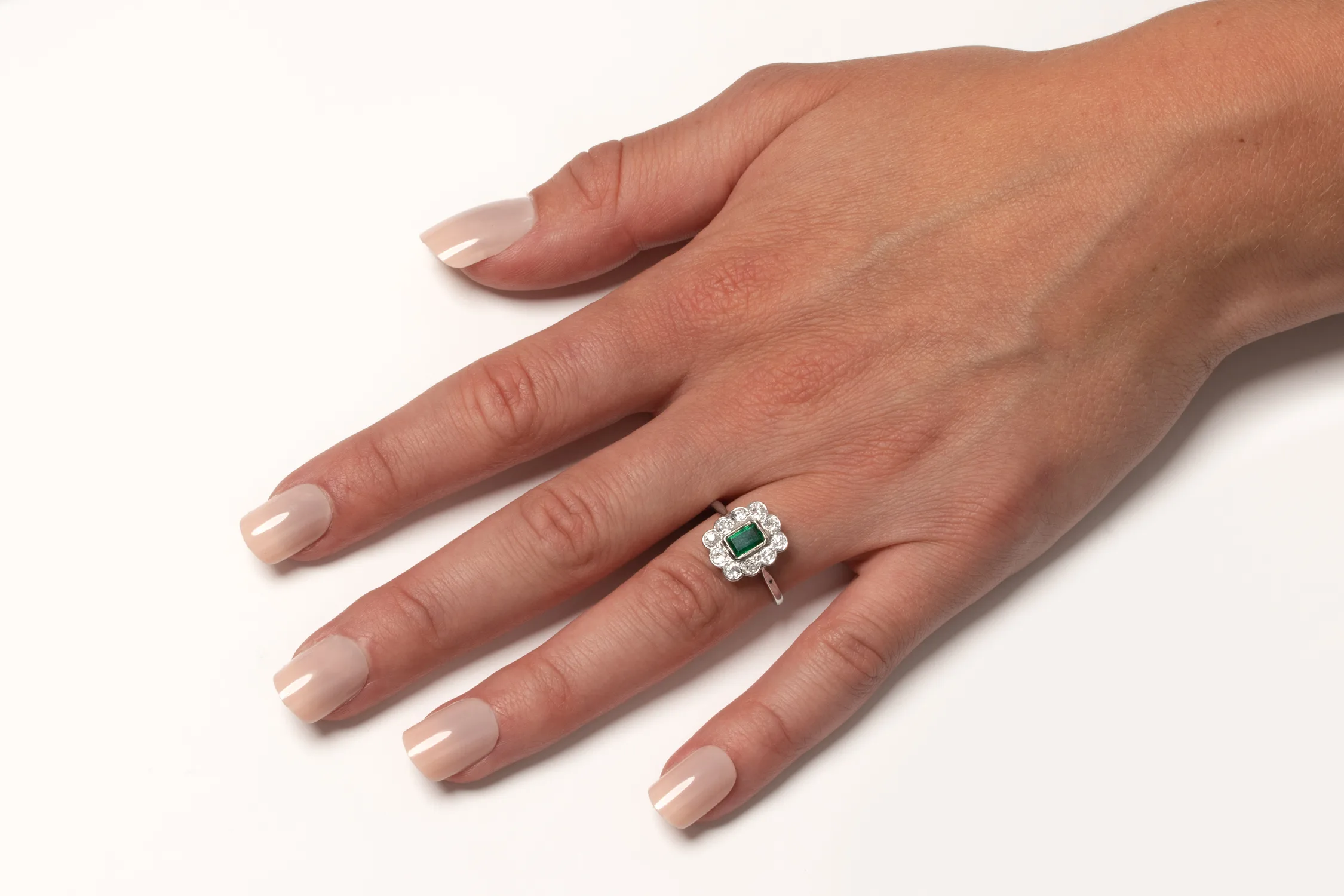 S3489-hand