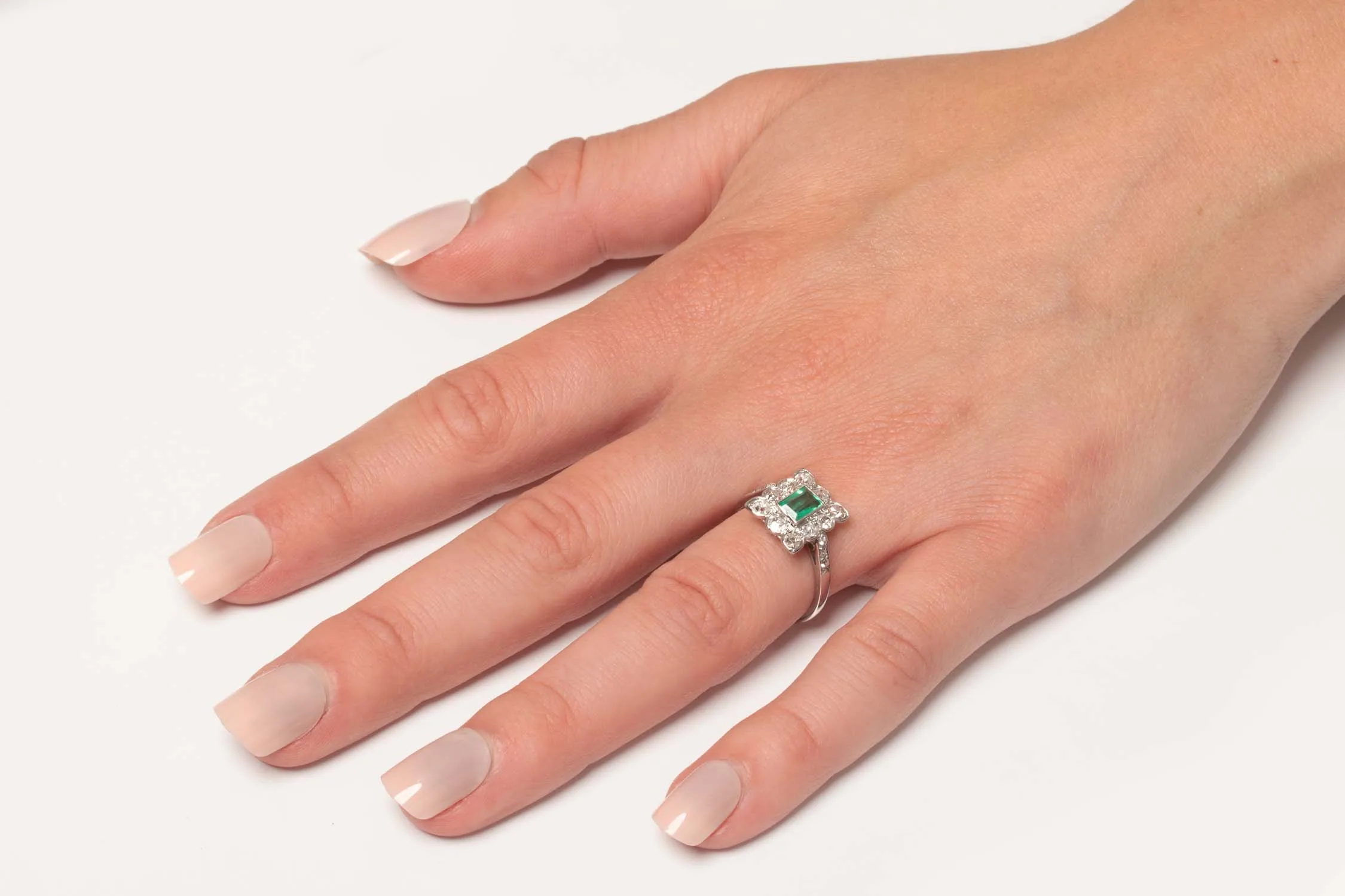 S3574-HAND
