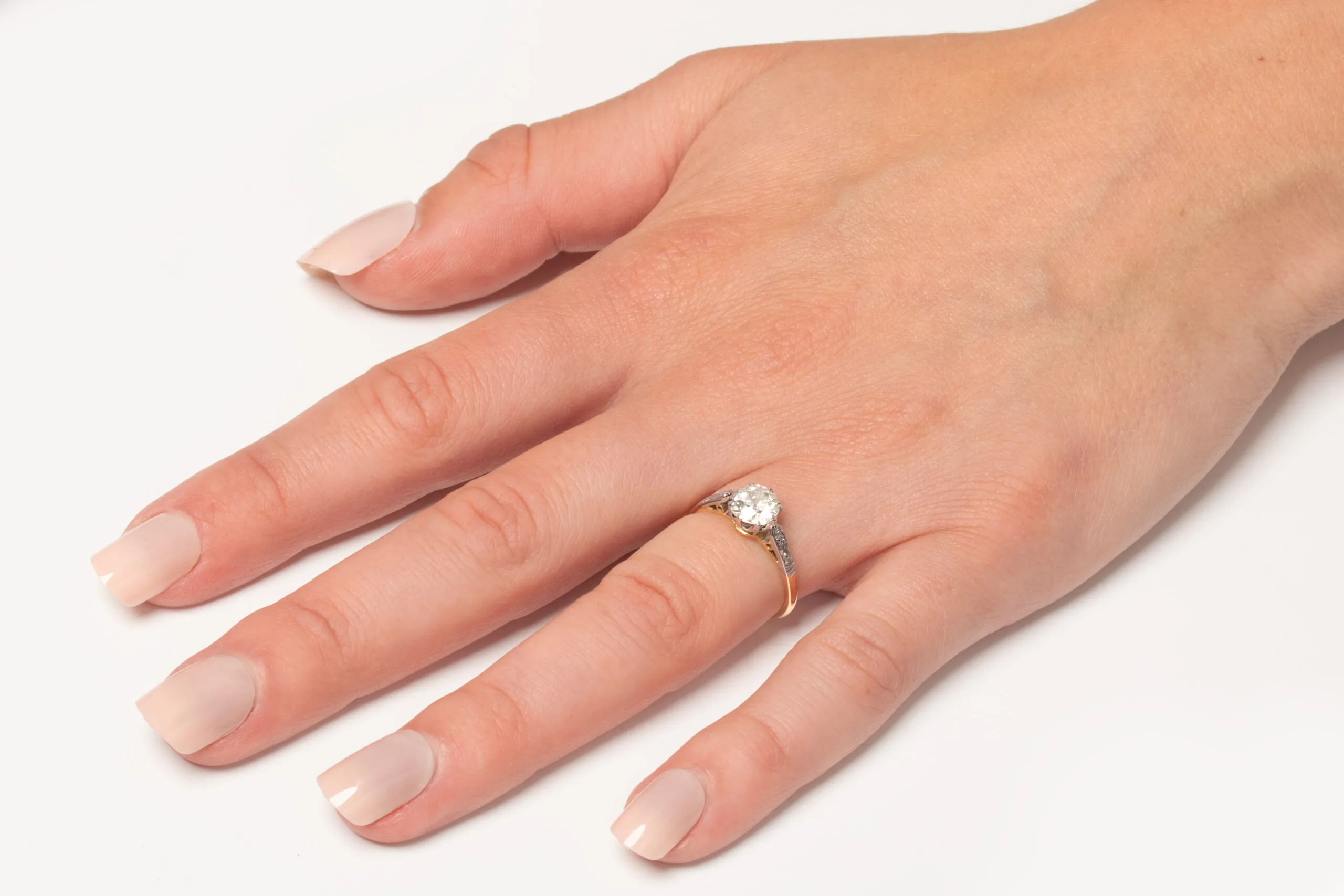 S3573-HAND_-scaled