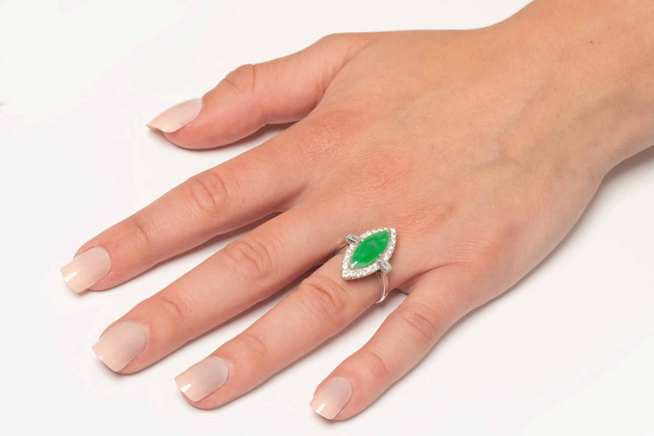 S3578-HAND-scaled