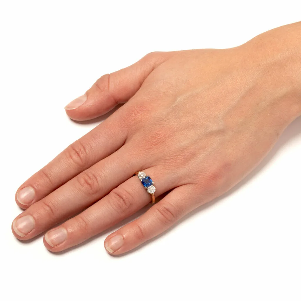 S3692 HAND