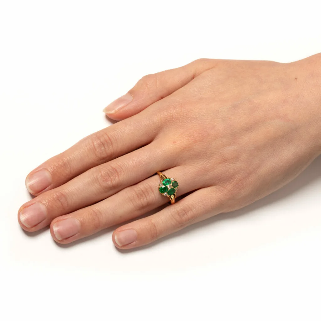 S3733 HAND