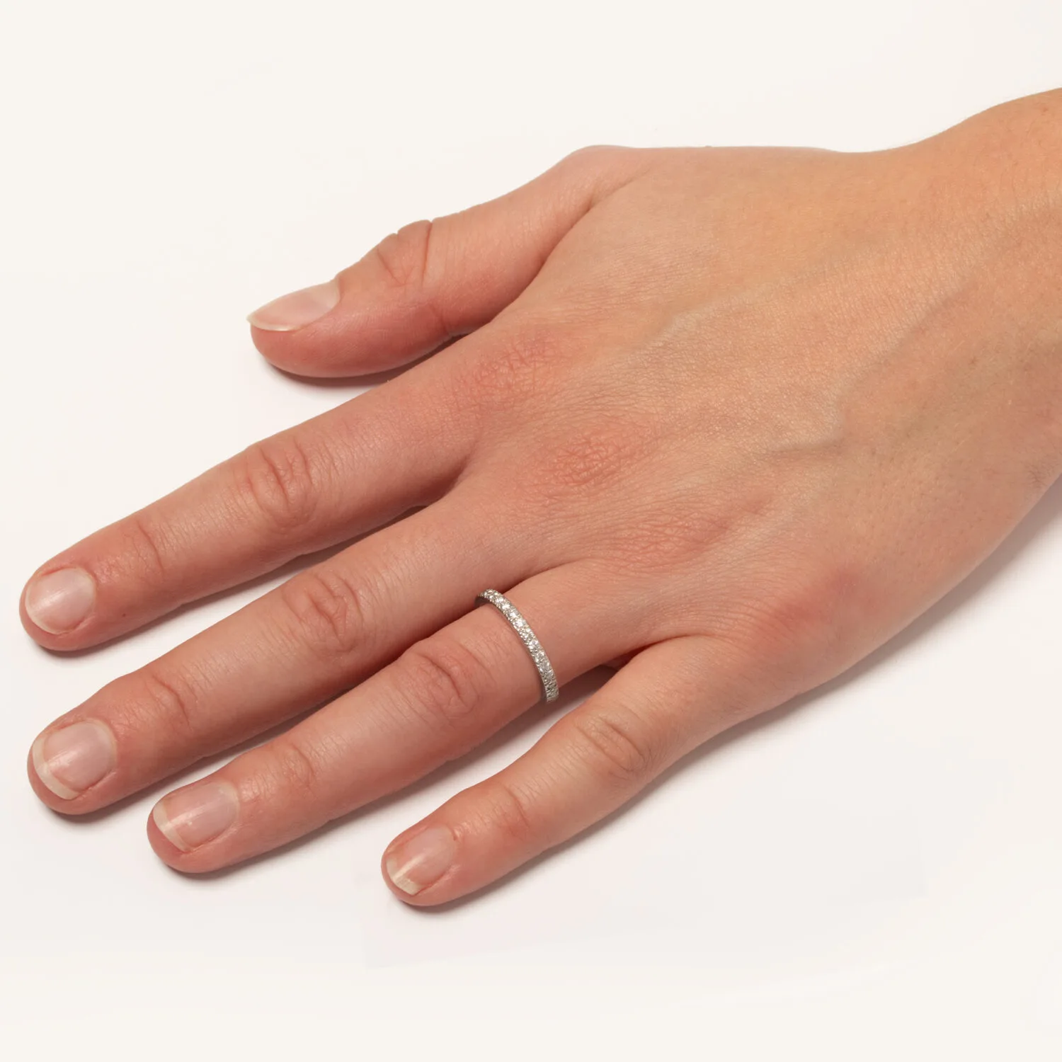 S3882 HAND