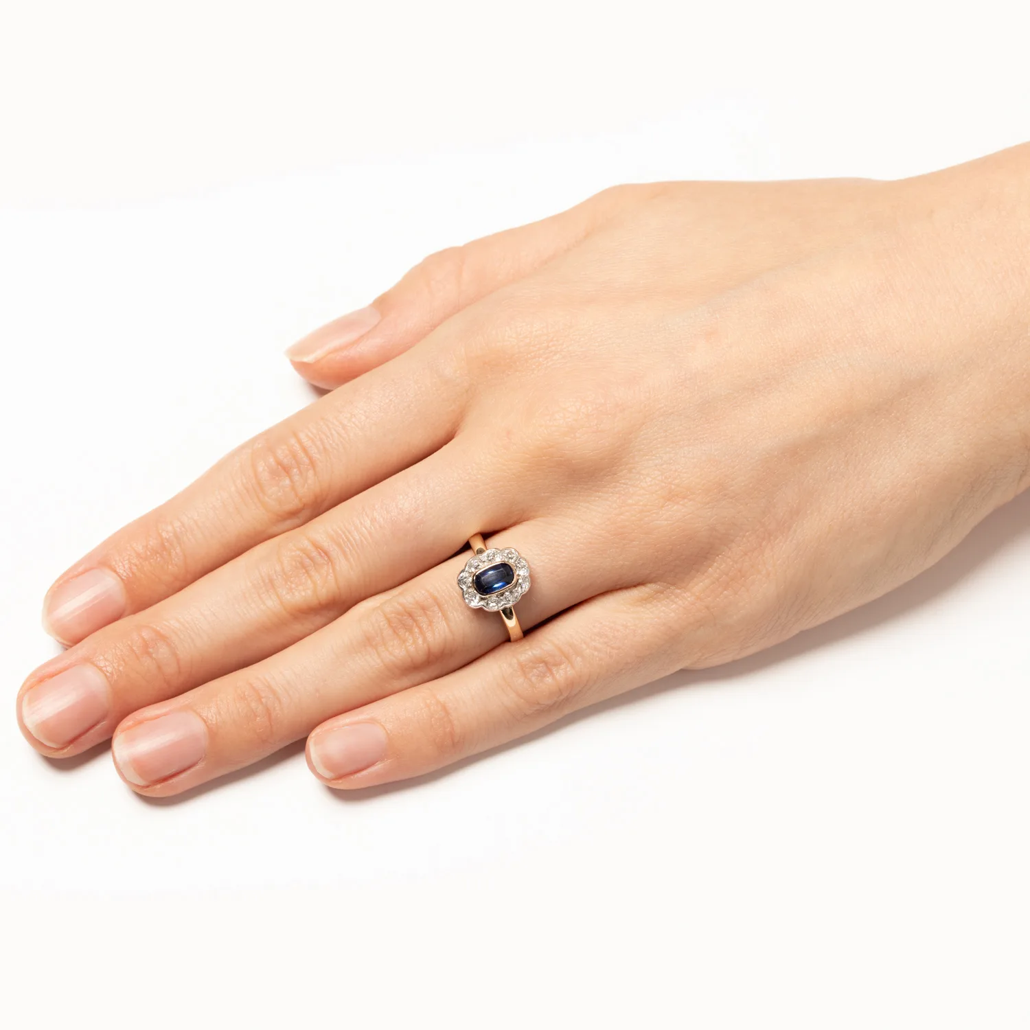 S3904 HAND