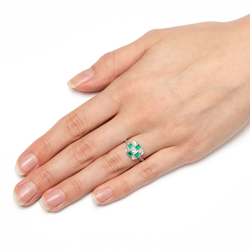 S3962 hand
