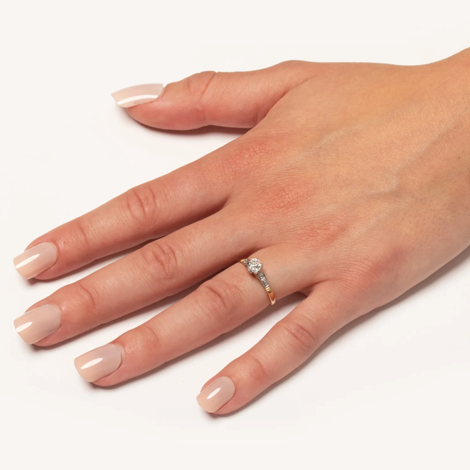 S3753 HAND