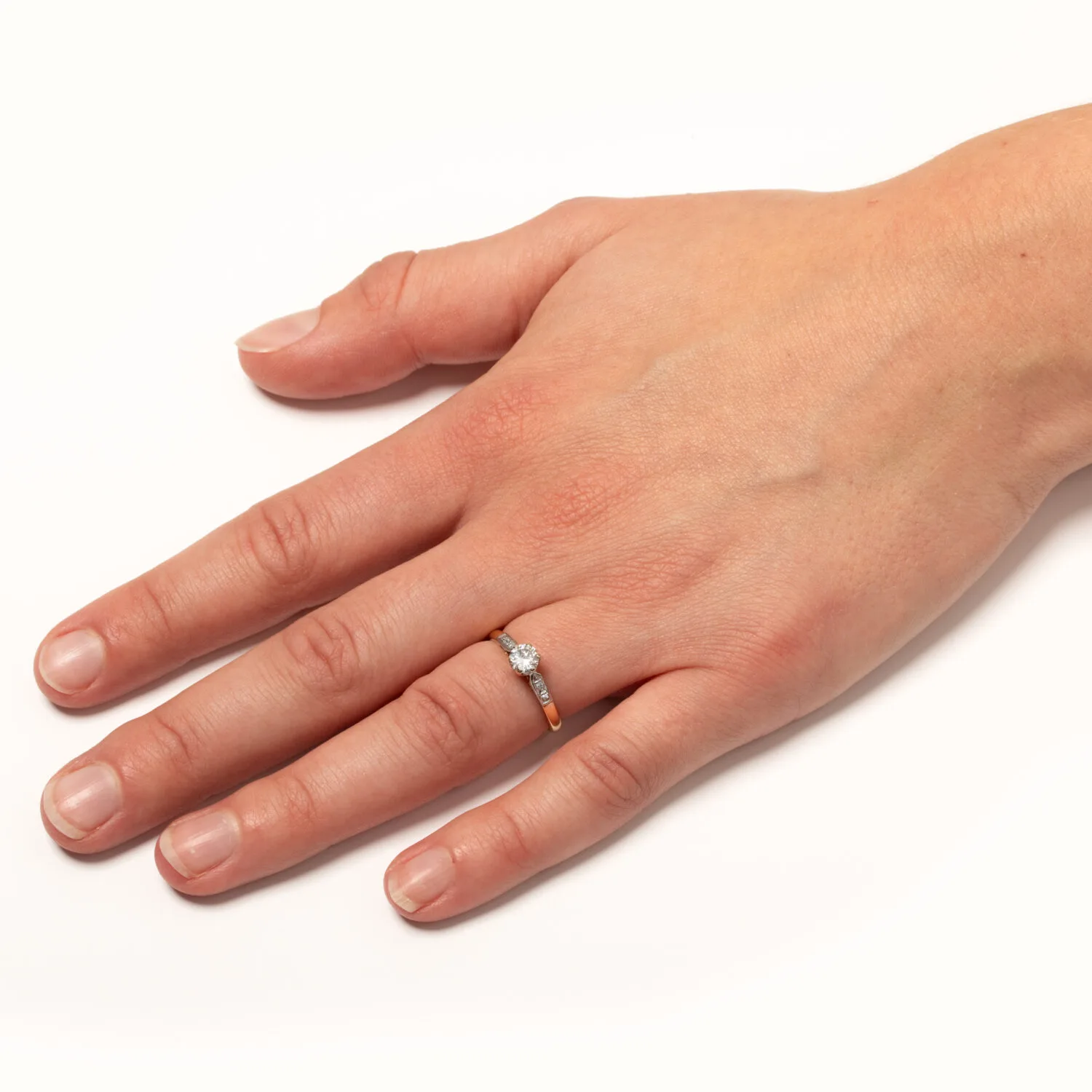 S3835 HAND