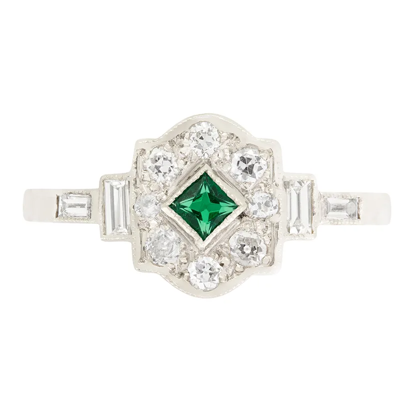Vintage 0.15ct Emerald and Diamond Cluster Ring, c.1960s
