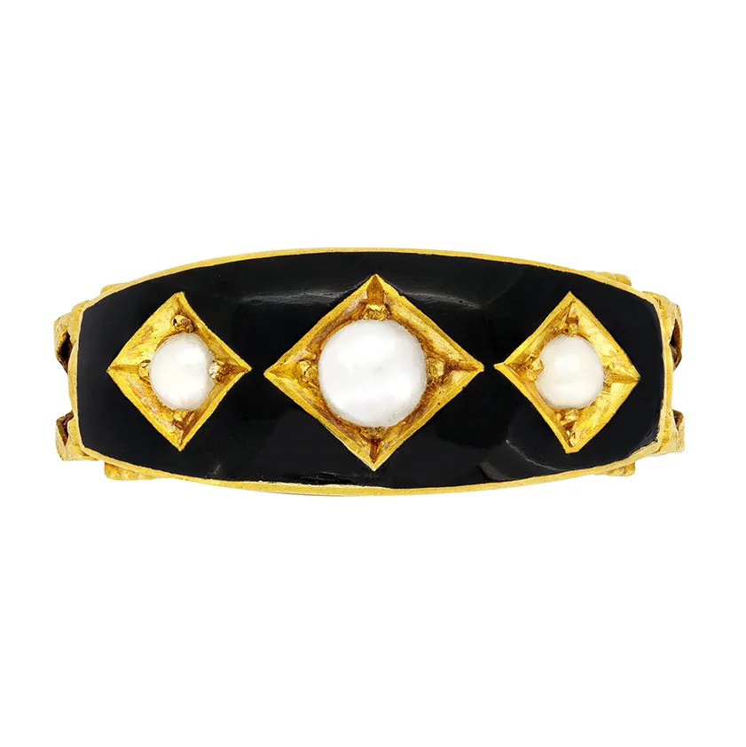 Late Victorian Pearl Mourning Ring, c.1902
