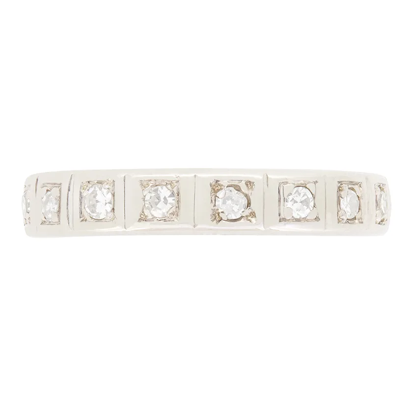 Late Deco 0.34ct Diamond Eternity Ring, c.1940s
