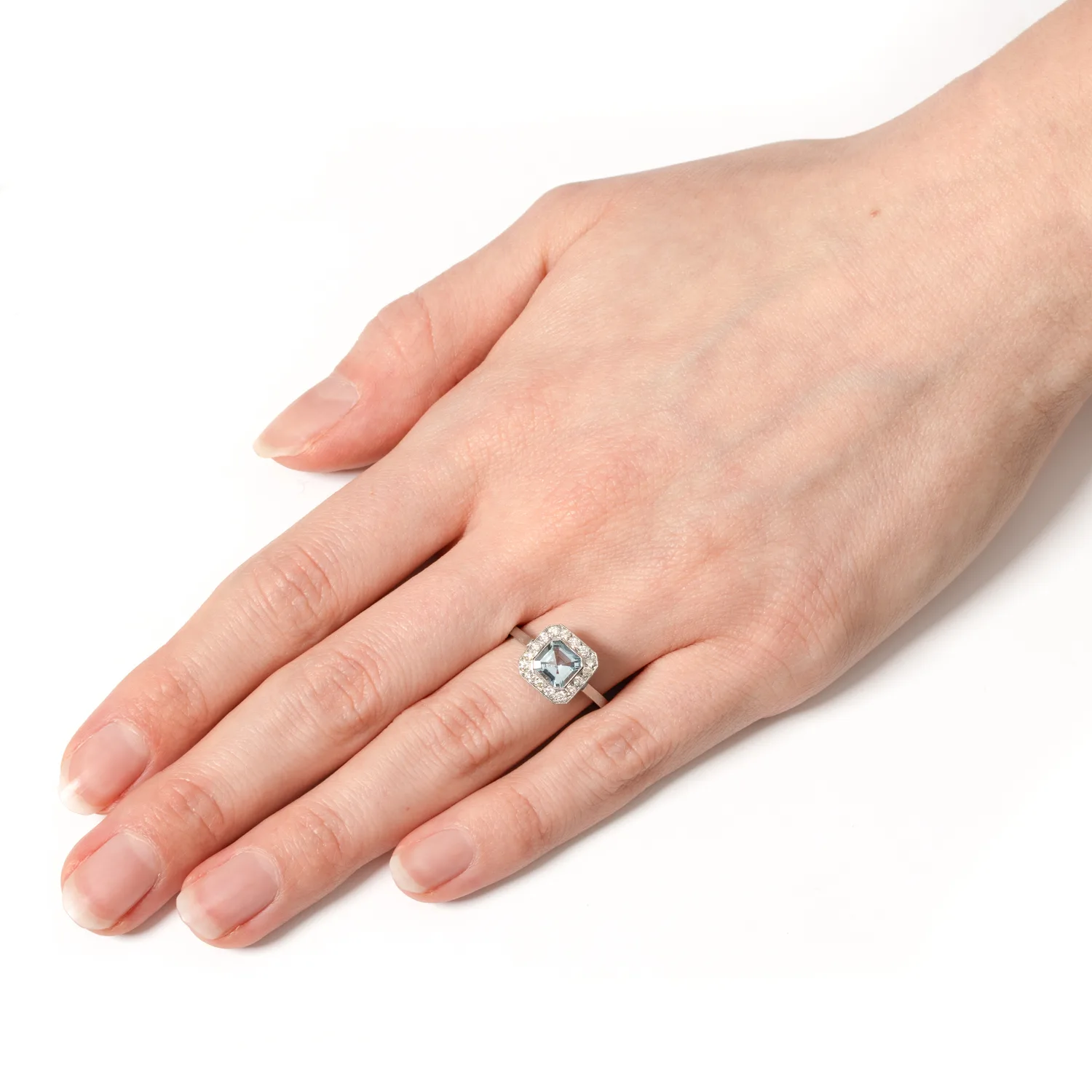 S4135 HAND