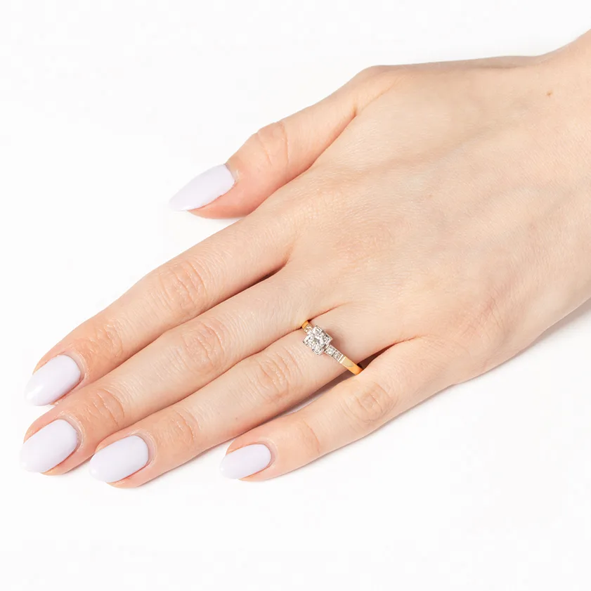 S4258 HAND