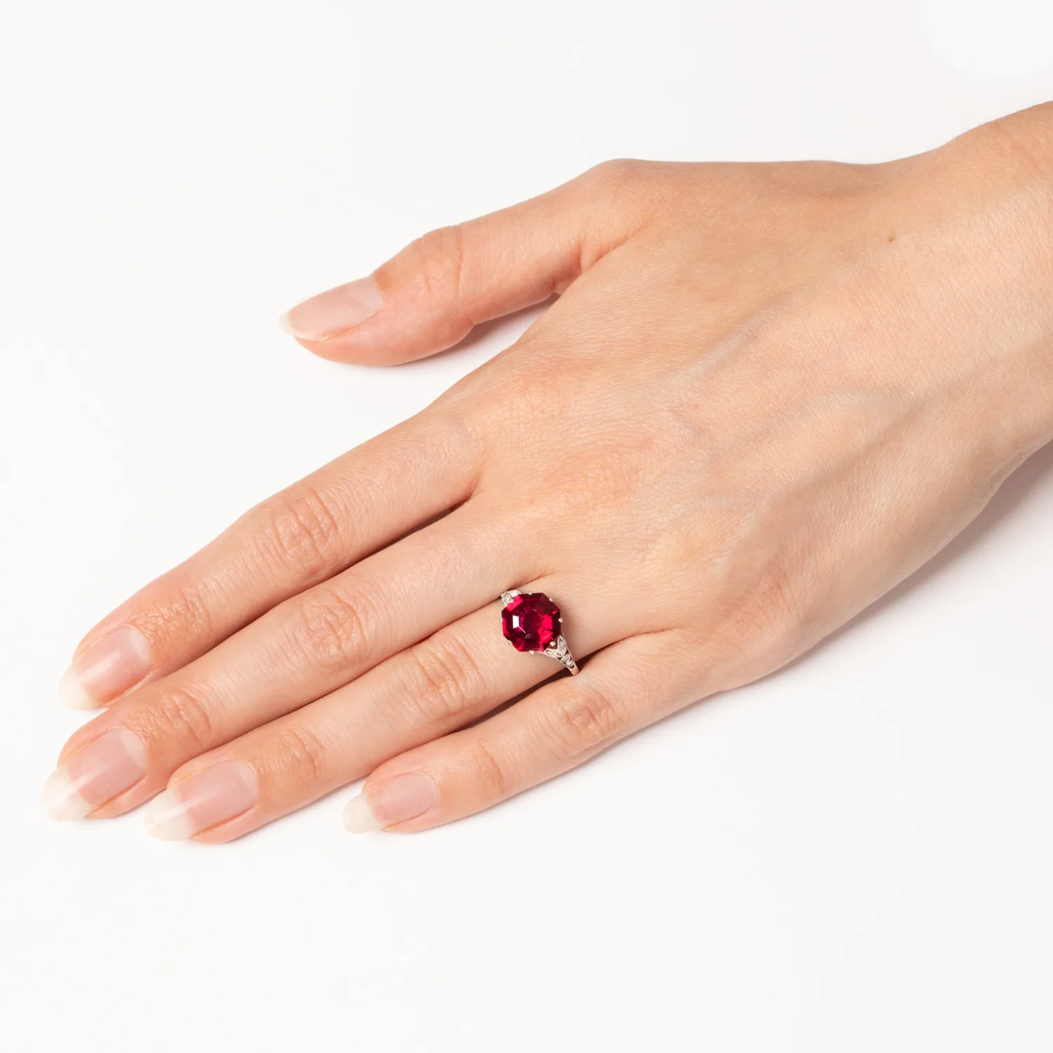 S4357 HAND