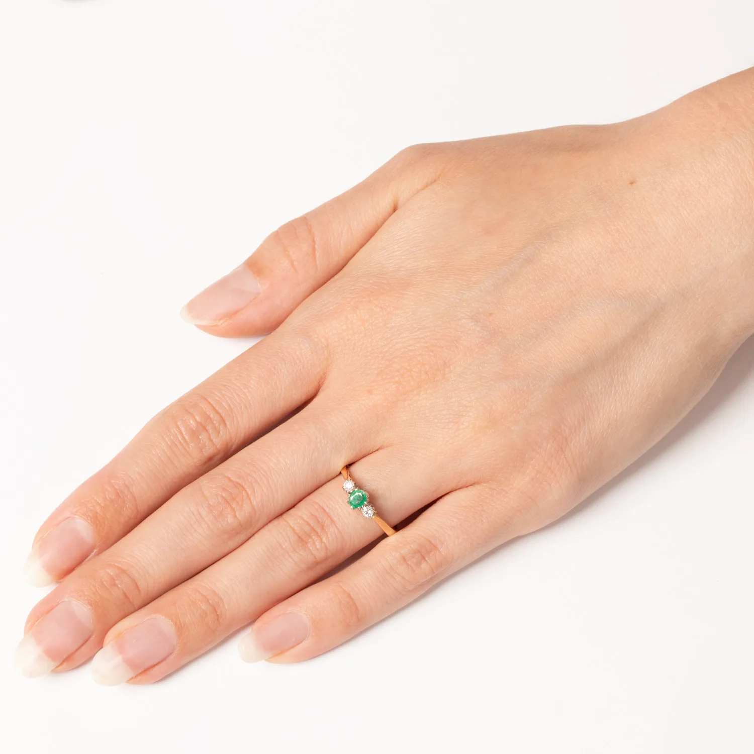 S4387 HAND