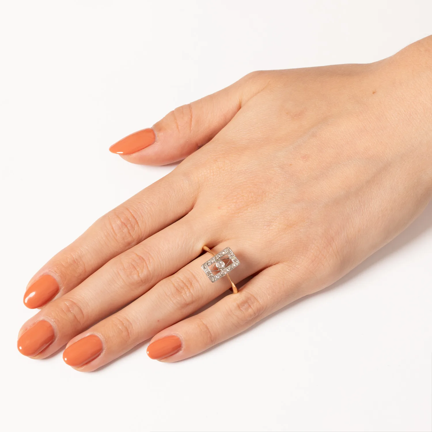 S4476 HAND
