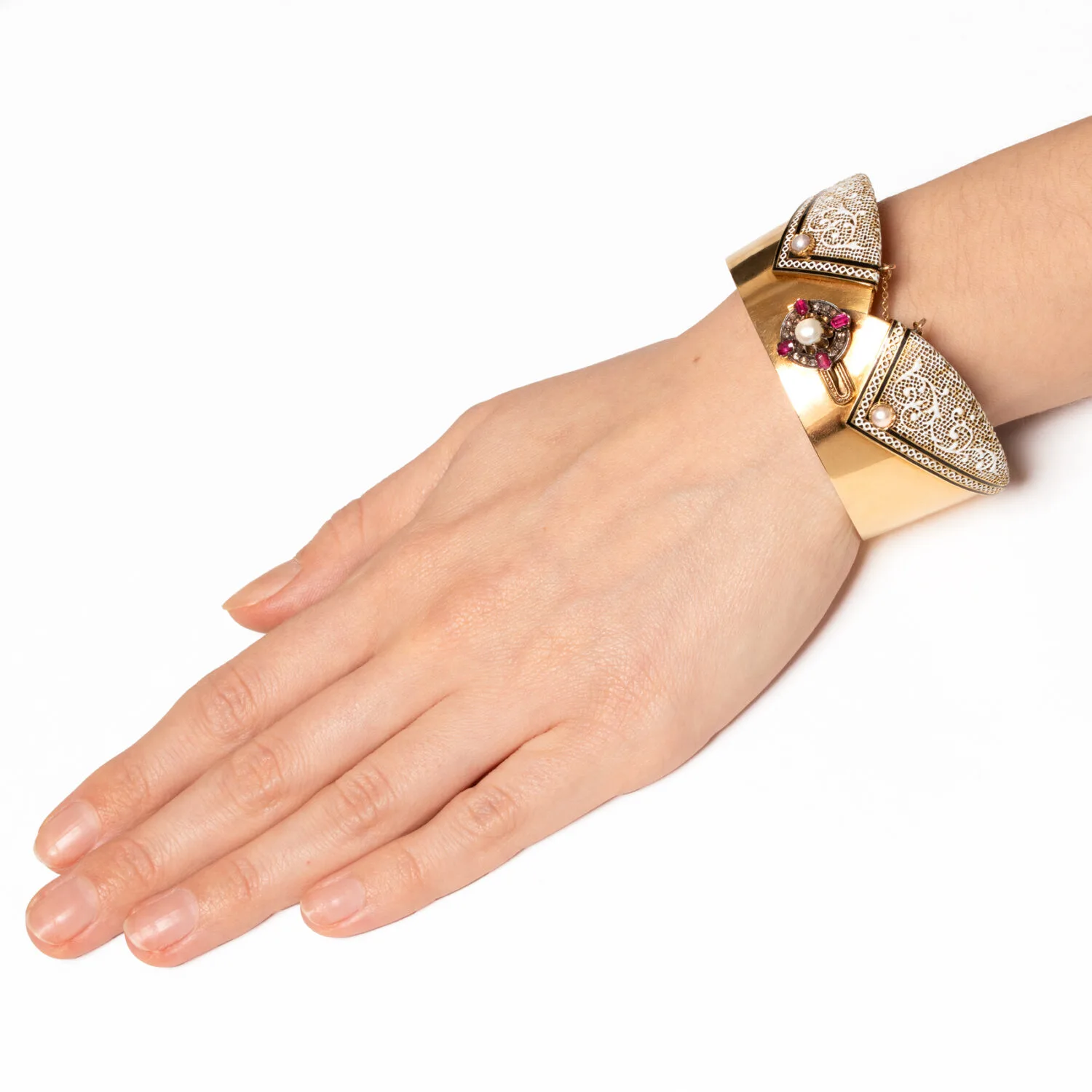 B432 HAND