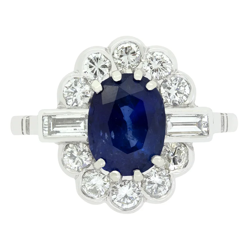 Late Deco 1.90ct Sapphire and Diamond Cluster Ring, c.1940s