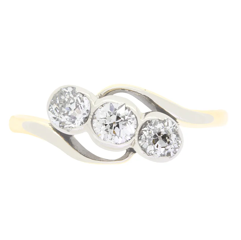 Edwardian 1.05ct Diamond Three Stone Twist Ring, c.1910s