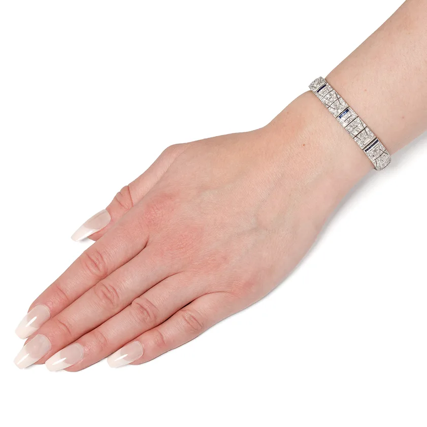 B479 HAND