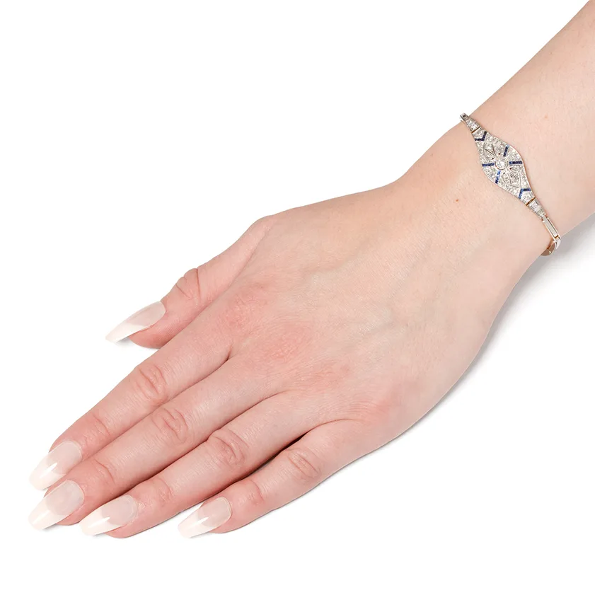B486 HAND