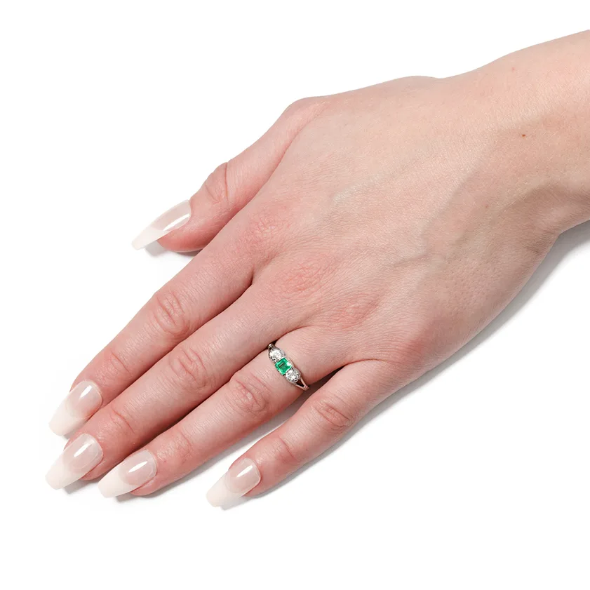S4903 HAND
