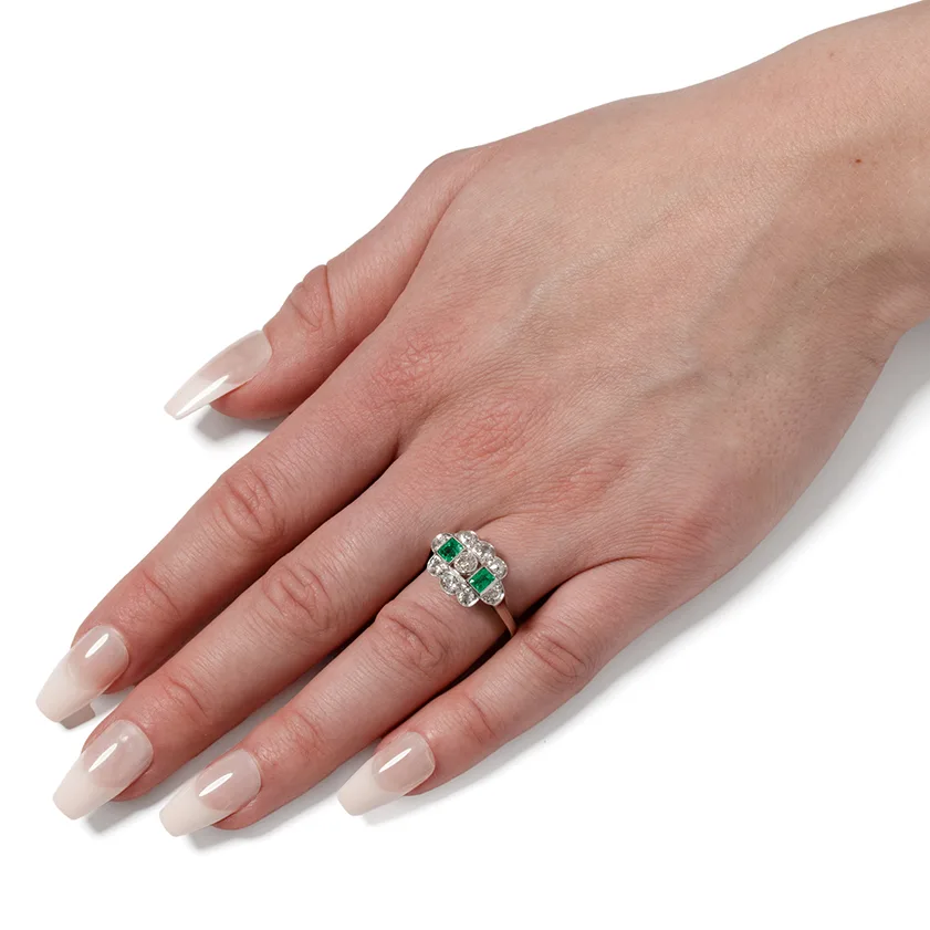 S4904 HAND