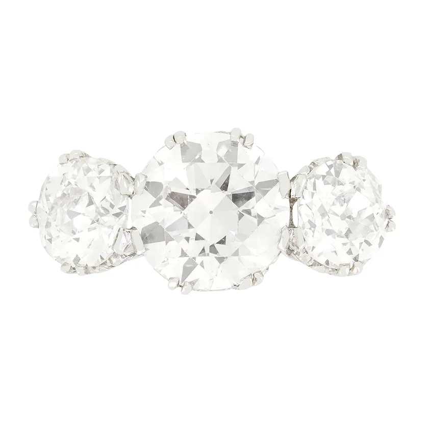 Late Deco 3.20ct Diamond Three Stone Ring, c.1940s