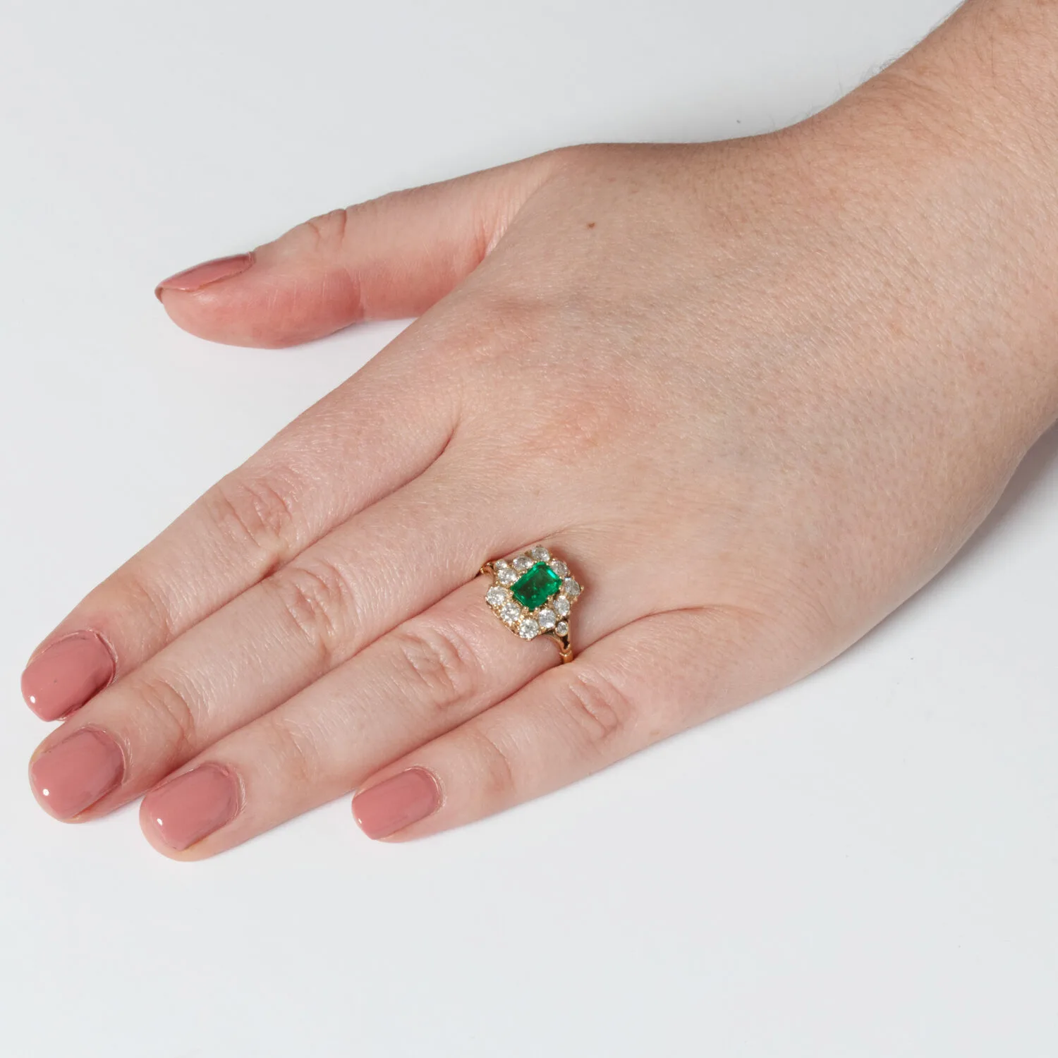 S5272 HAND