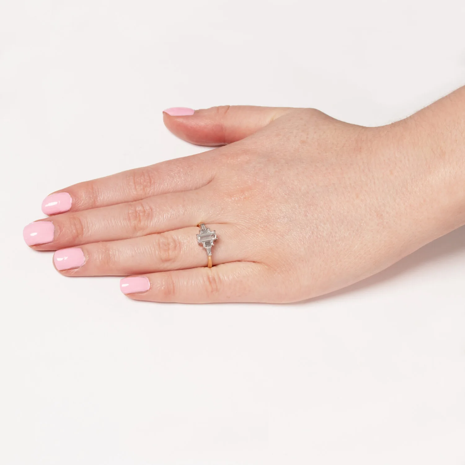 S5587 HAND