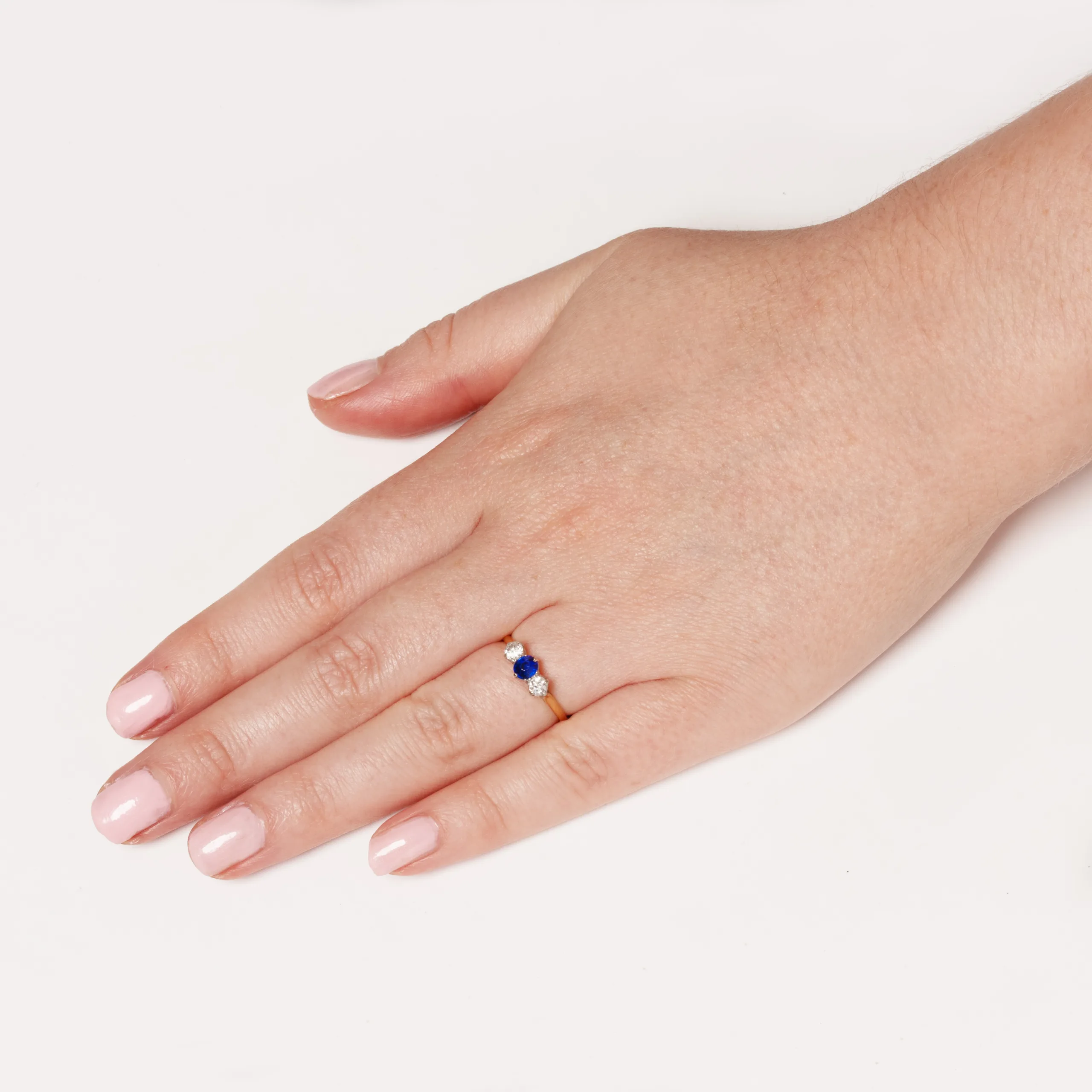 S5698 HAND