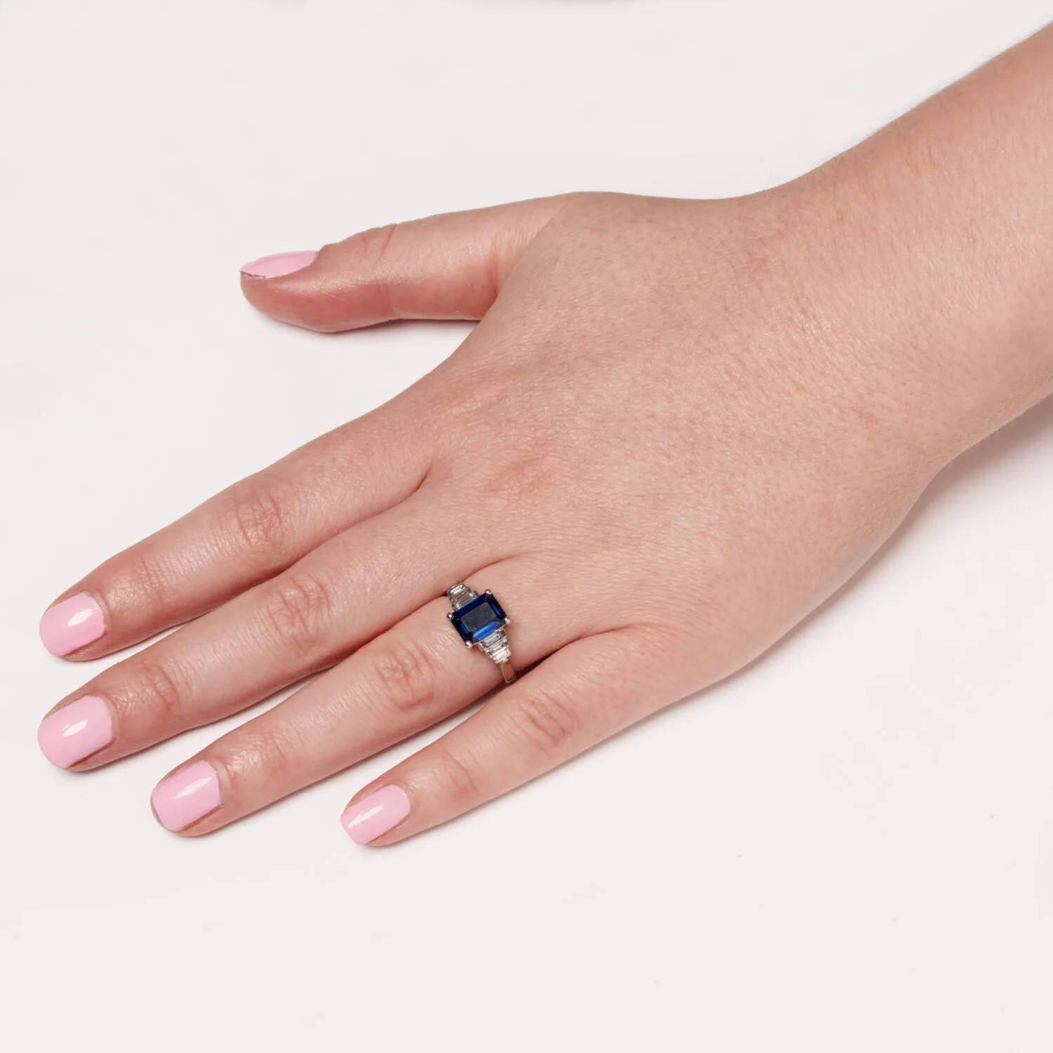 S5722 HAND