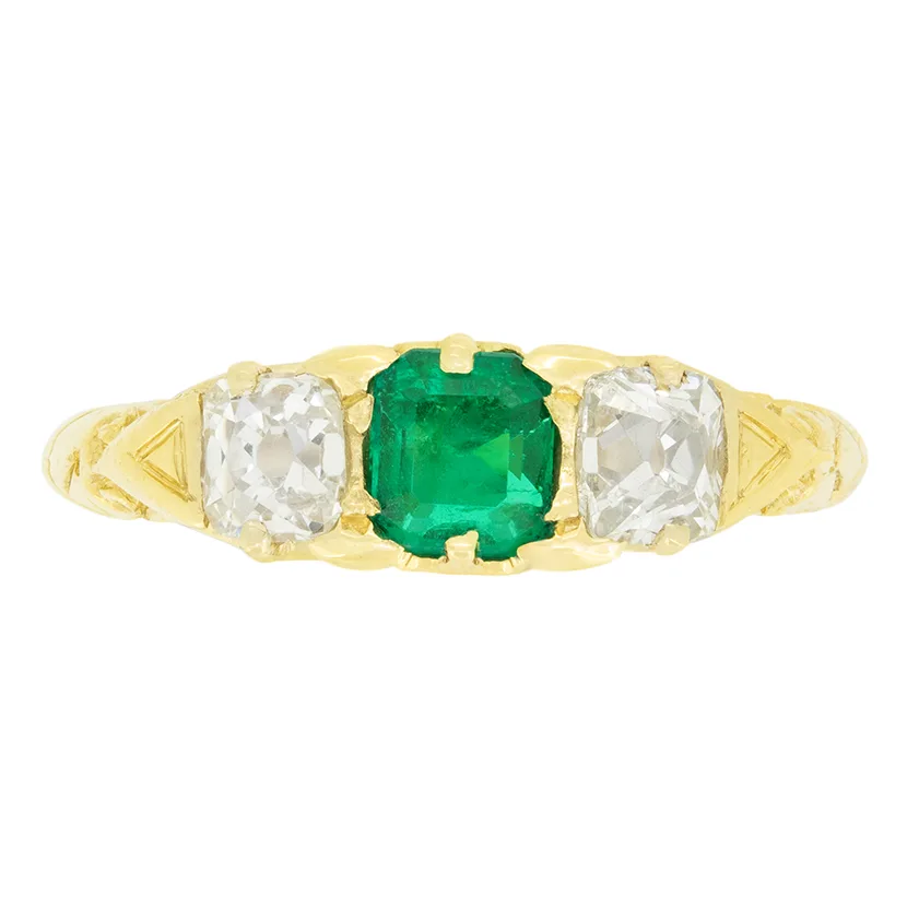 Victorian 0.50ct Emerald and Diamond Three Stone Ring, c.1900s