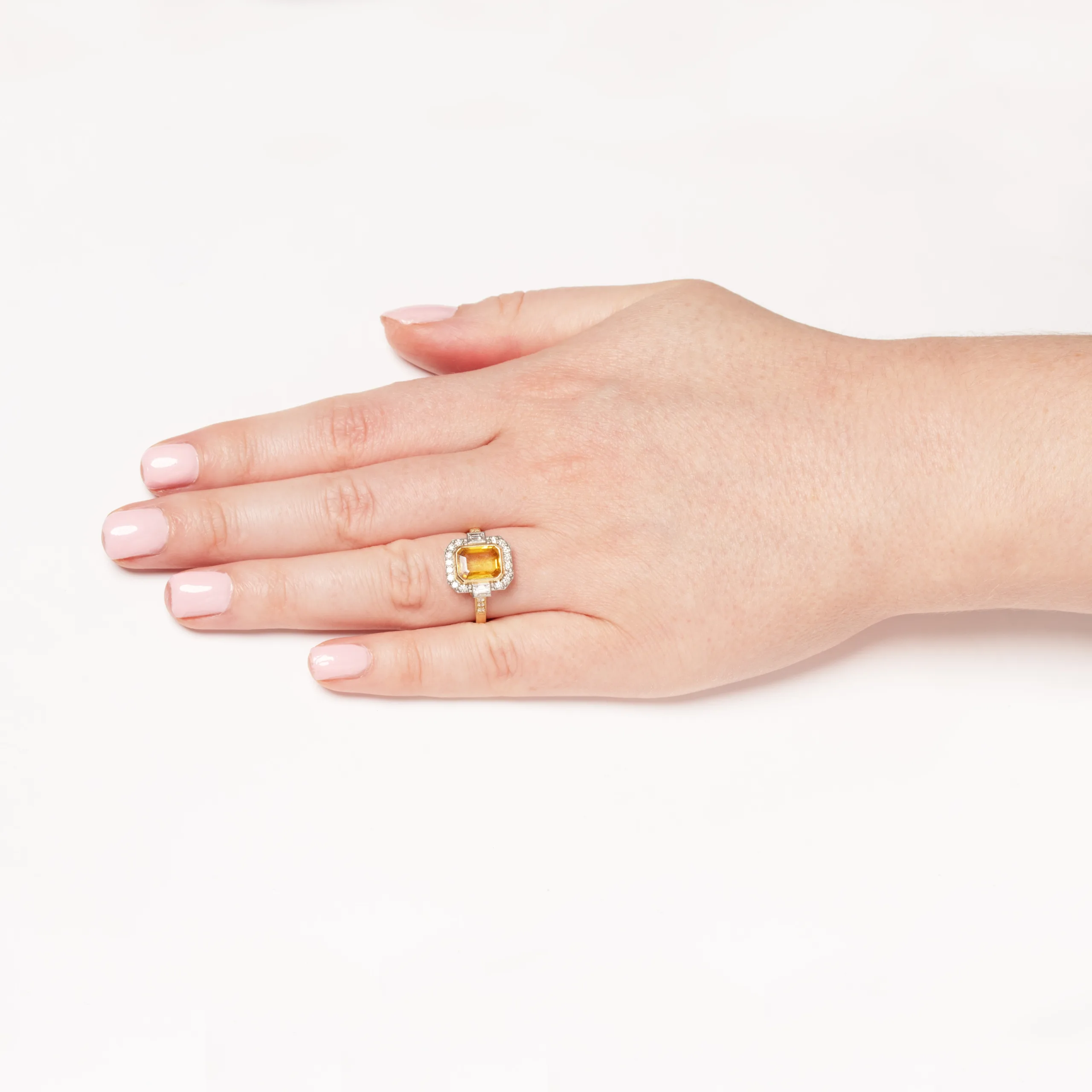 S5778 HAND