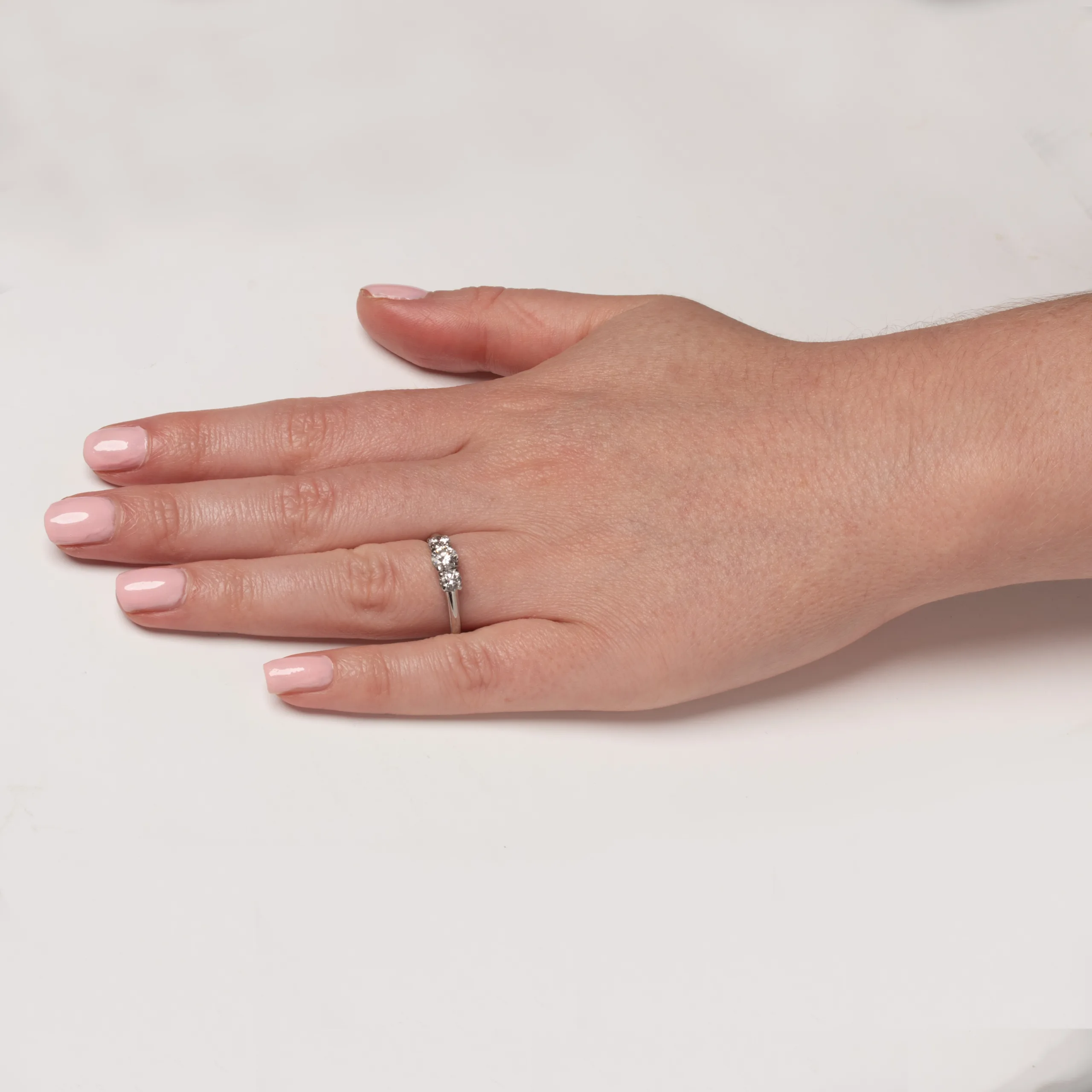 S5282 HAND