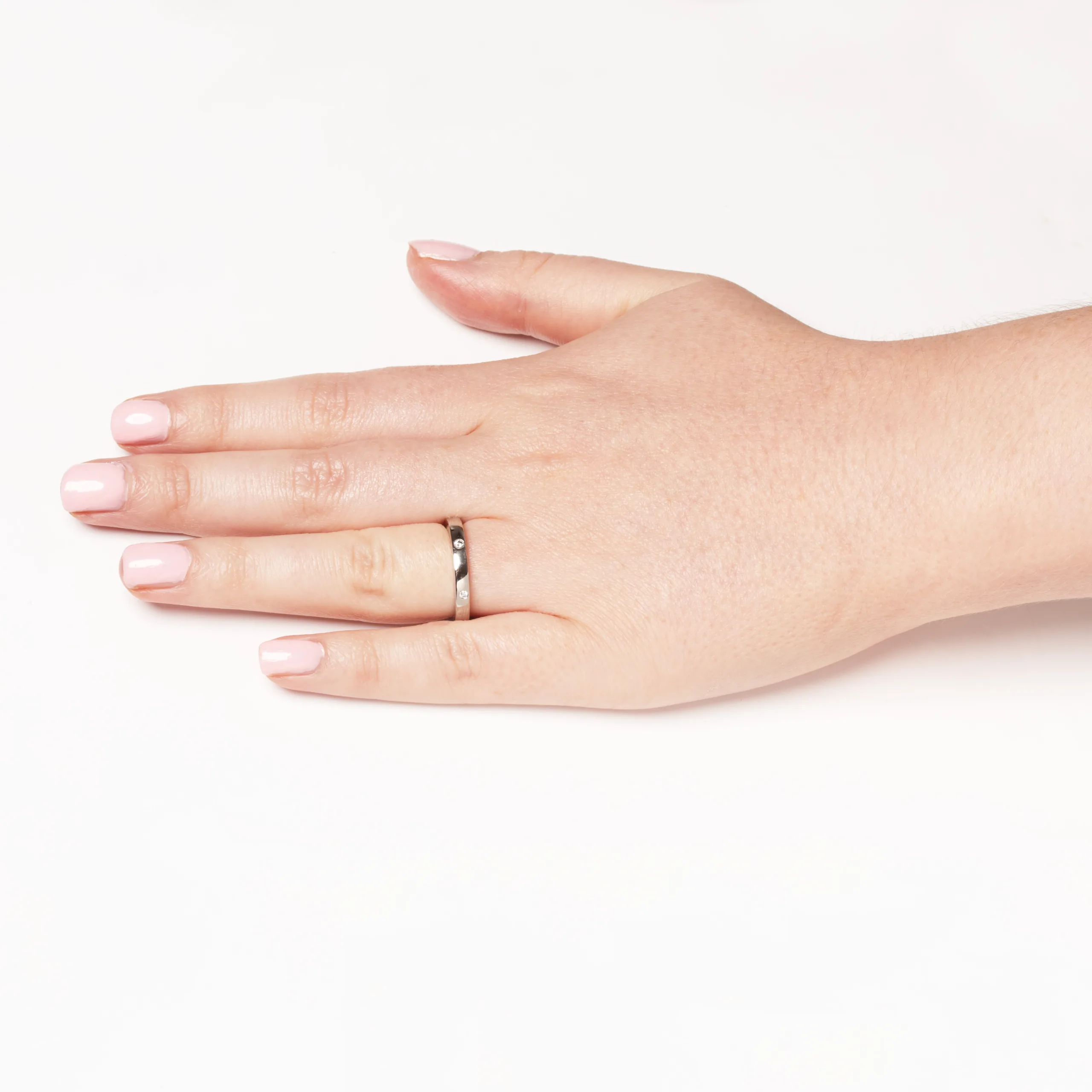 S5738 HAND