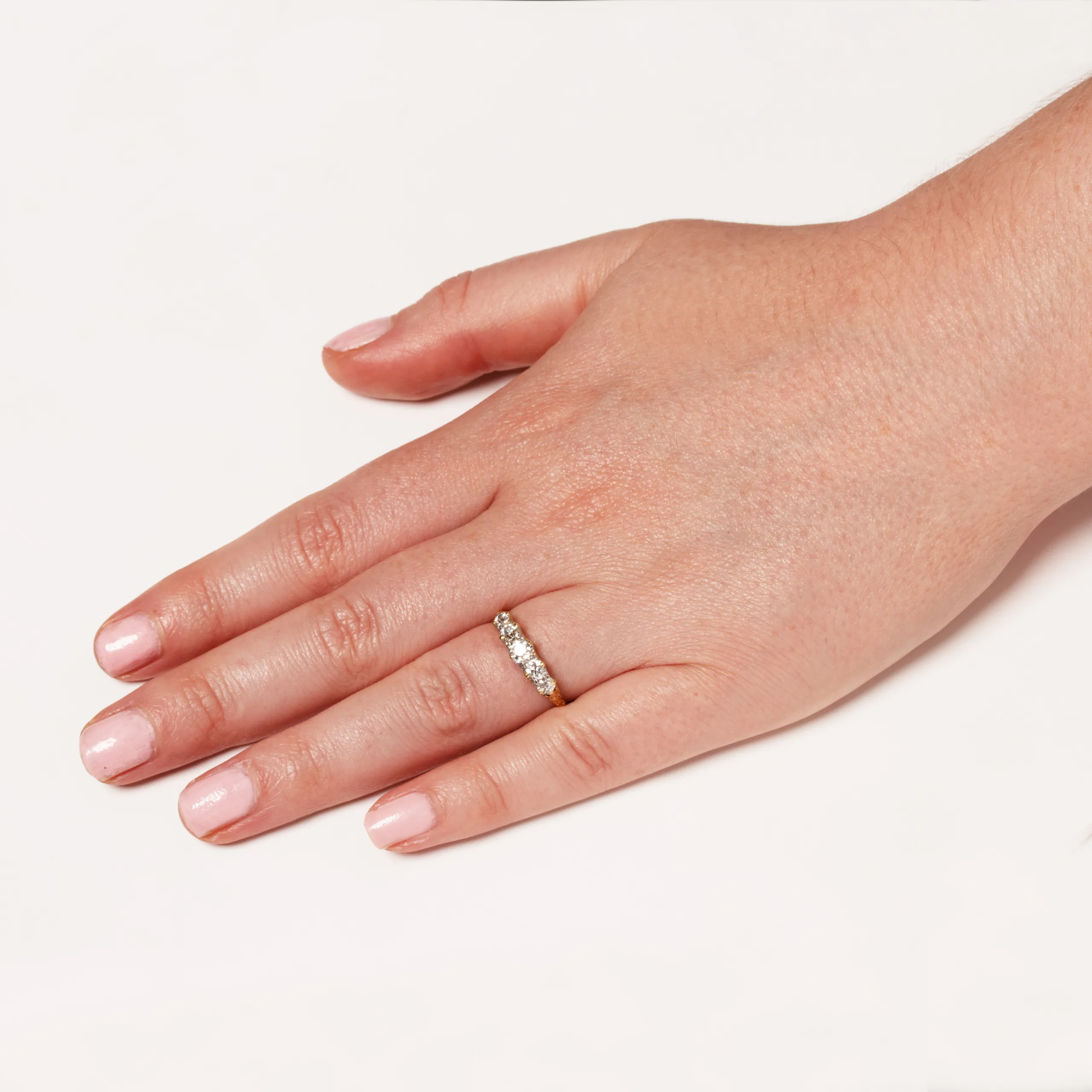 S5777 HAND
