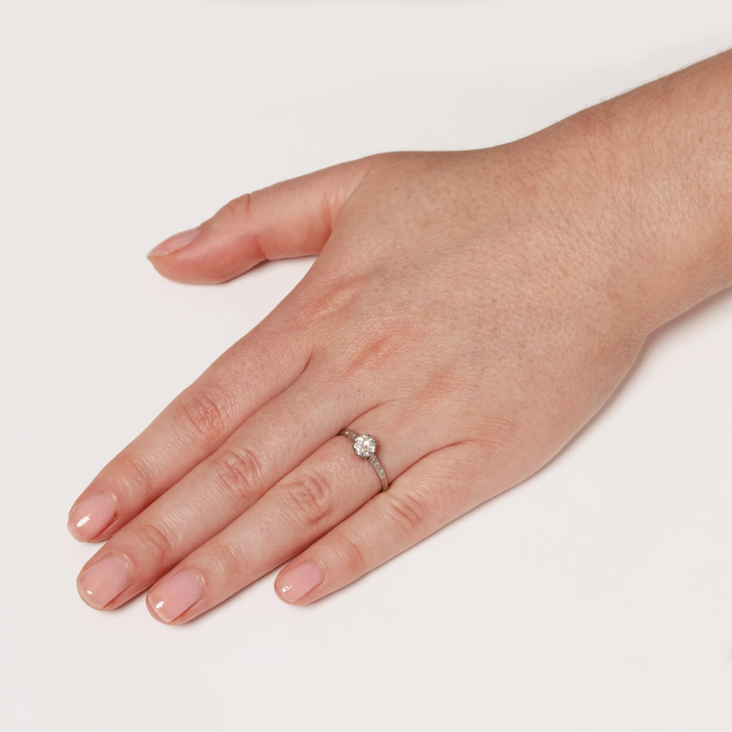 S5827 HAND