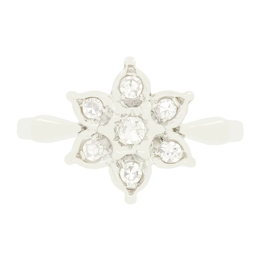 Late Deco 0.35ct Diamond Cluster Ring, c.1940s
