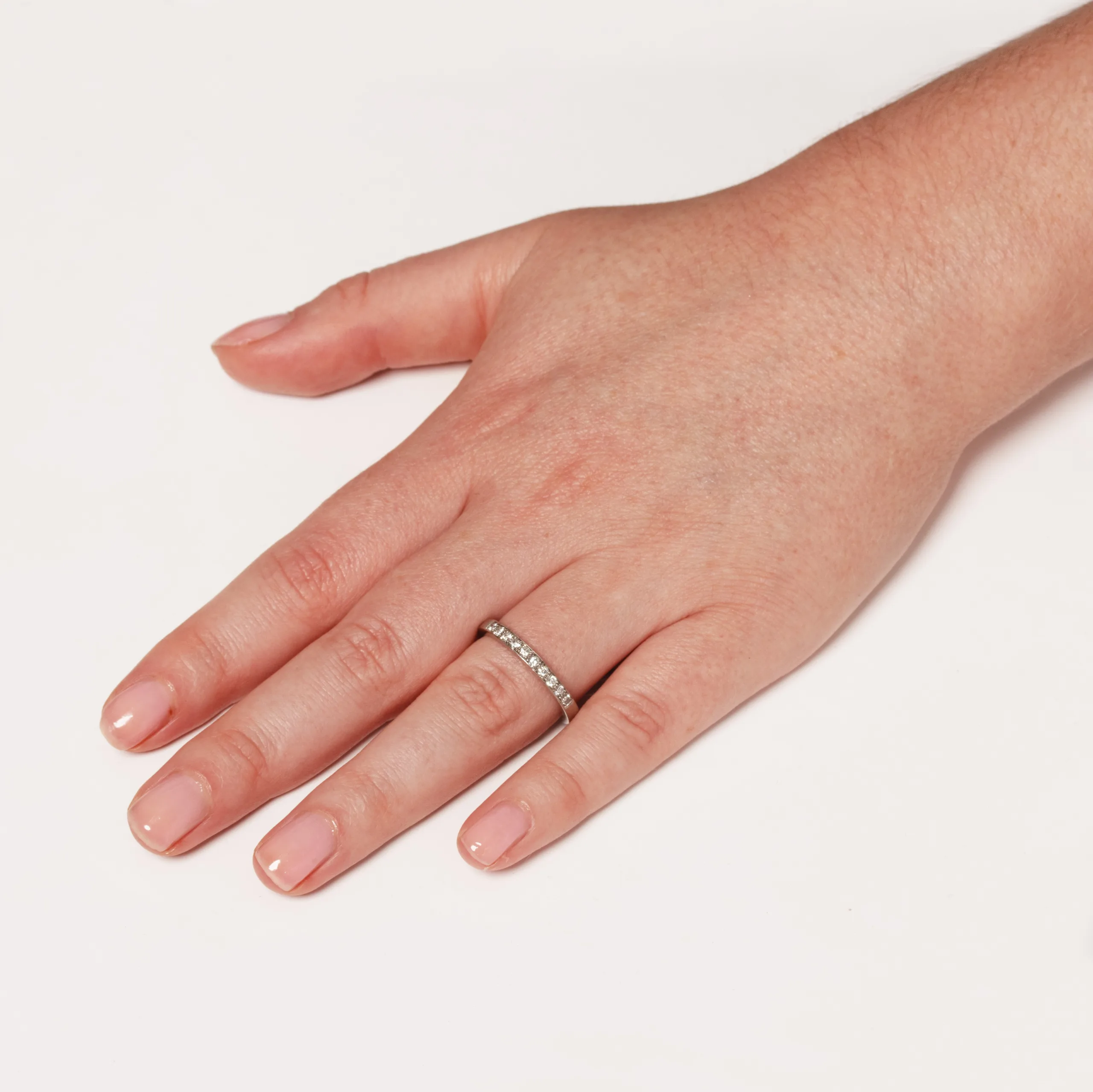 S5856 HAND