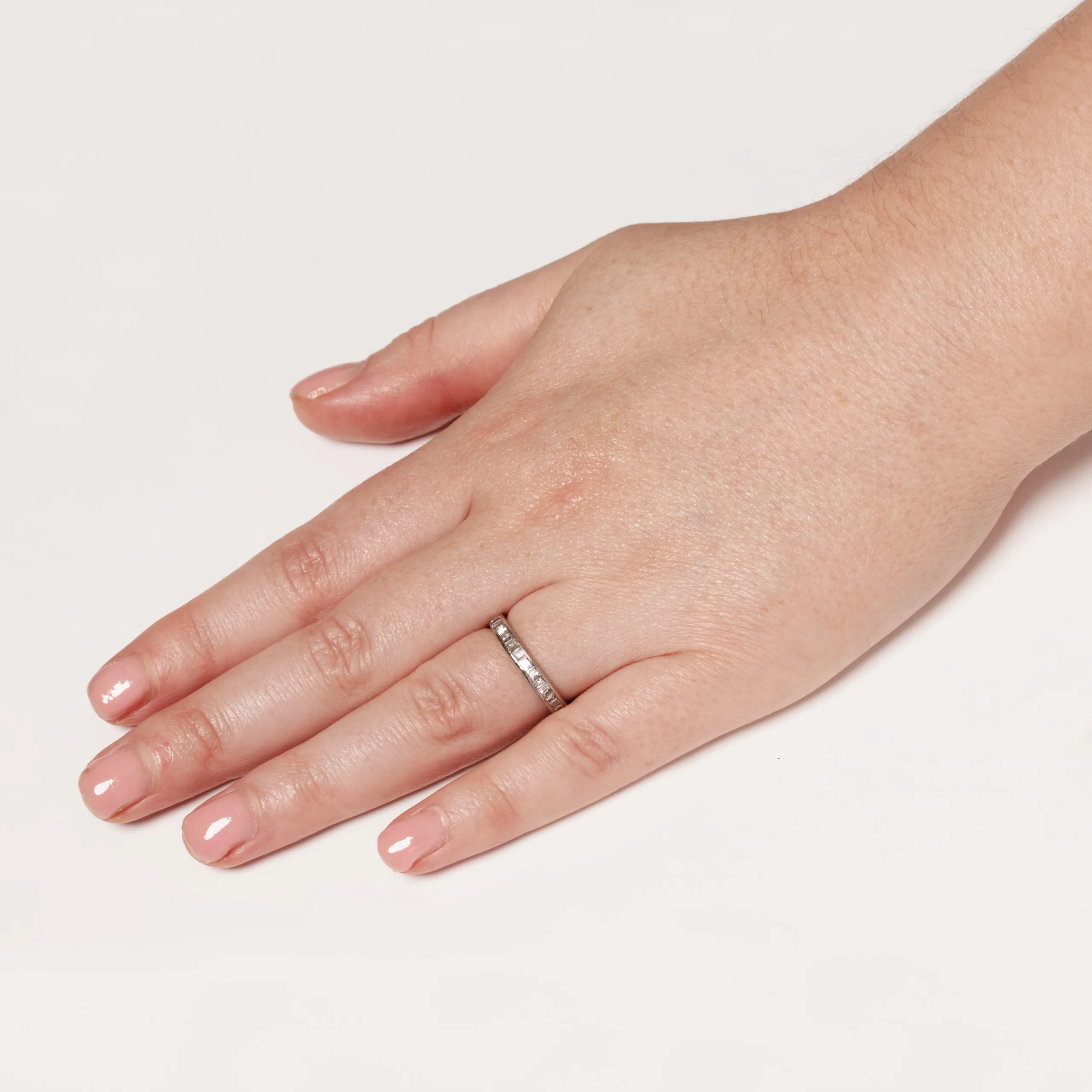 S5866 HAND